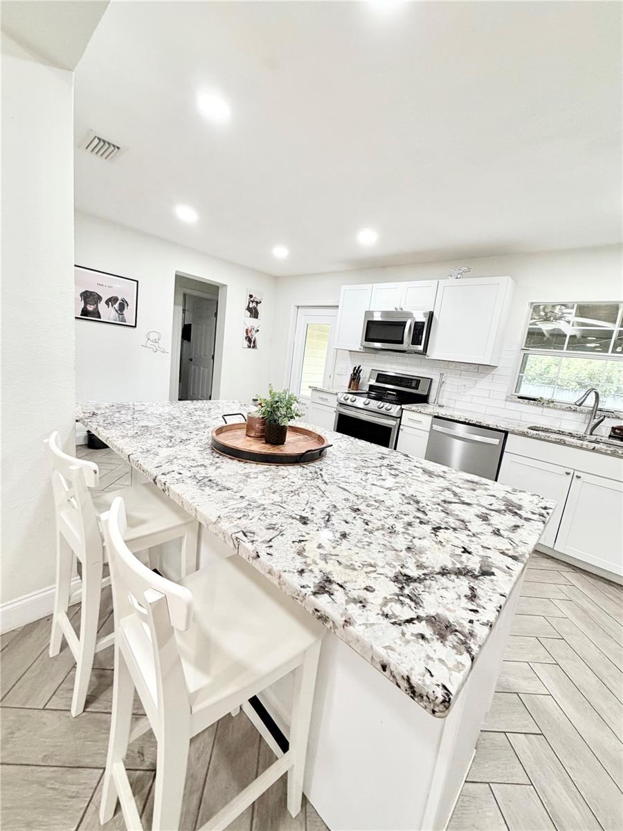 Image 13 of 62 For 626 74th Street N