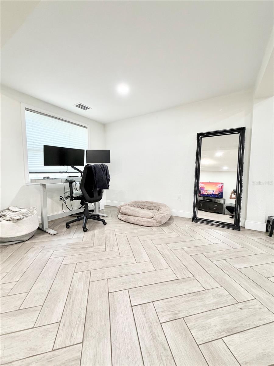 Image 22 of 62 For 626 74th Street N