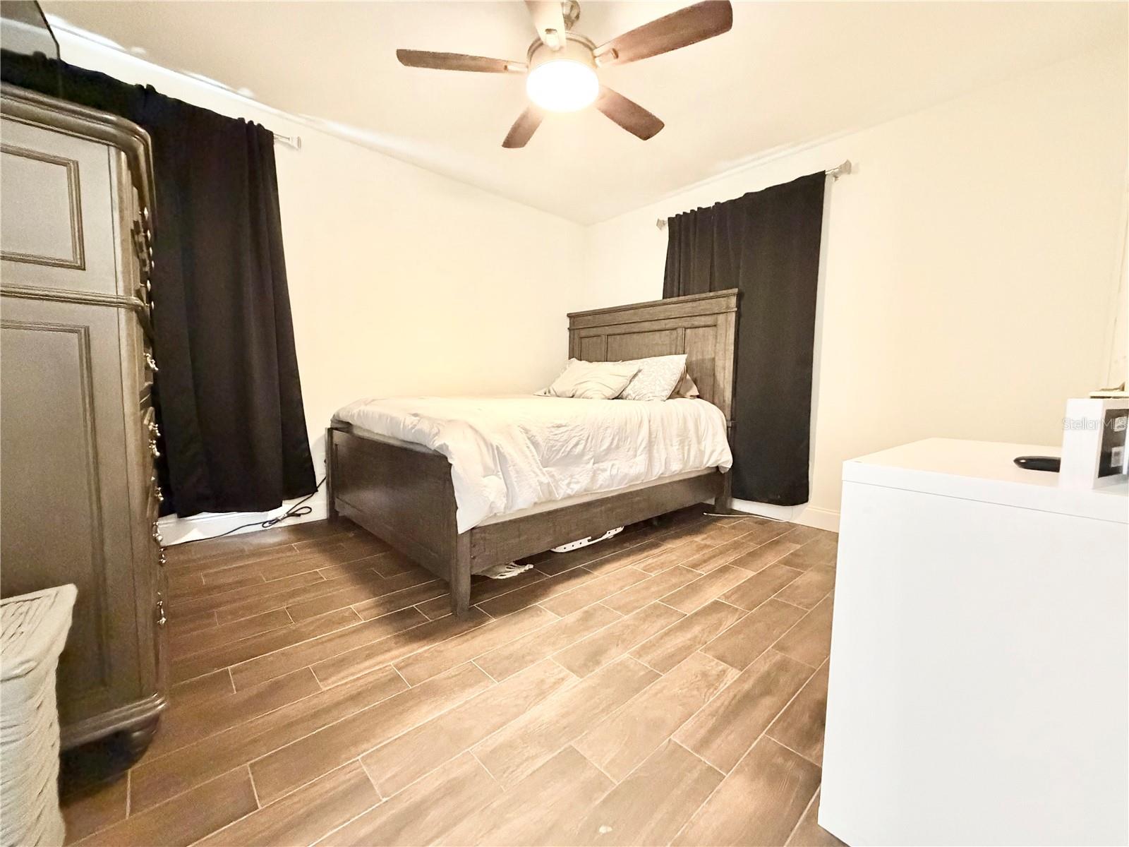 Image 34 of 62 For 626 74th Street N