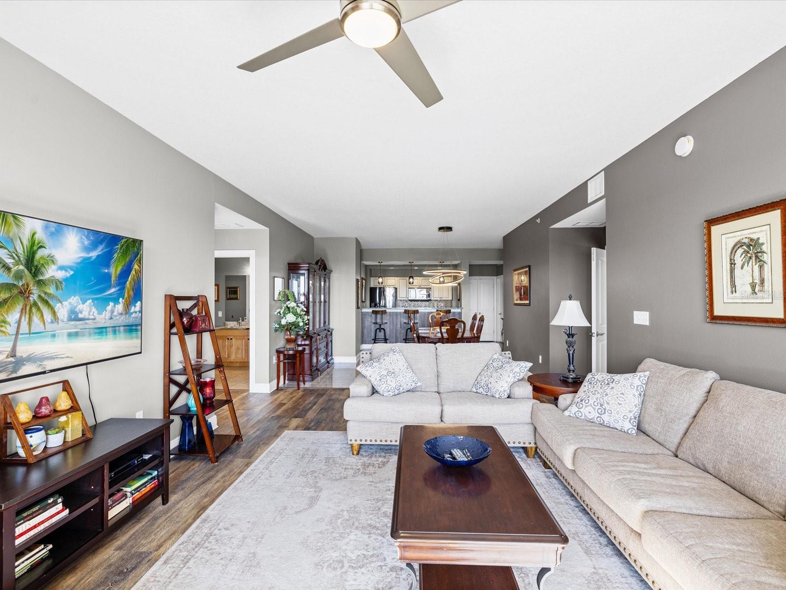 Image 10 of 76 For 628 Cleveland Street 1011