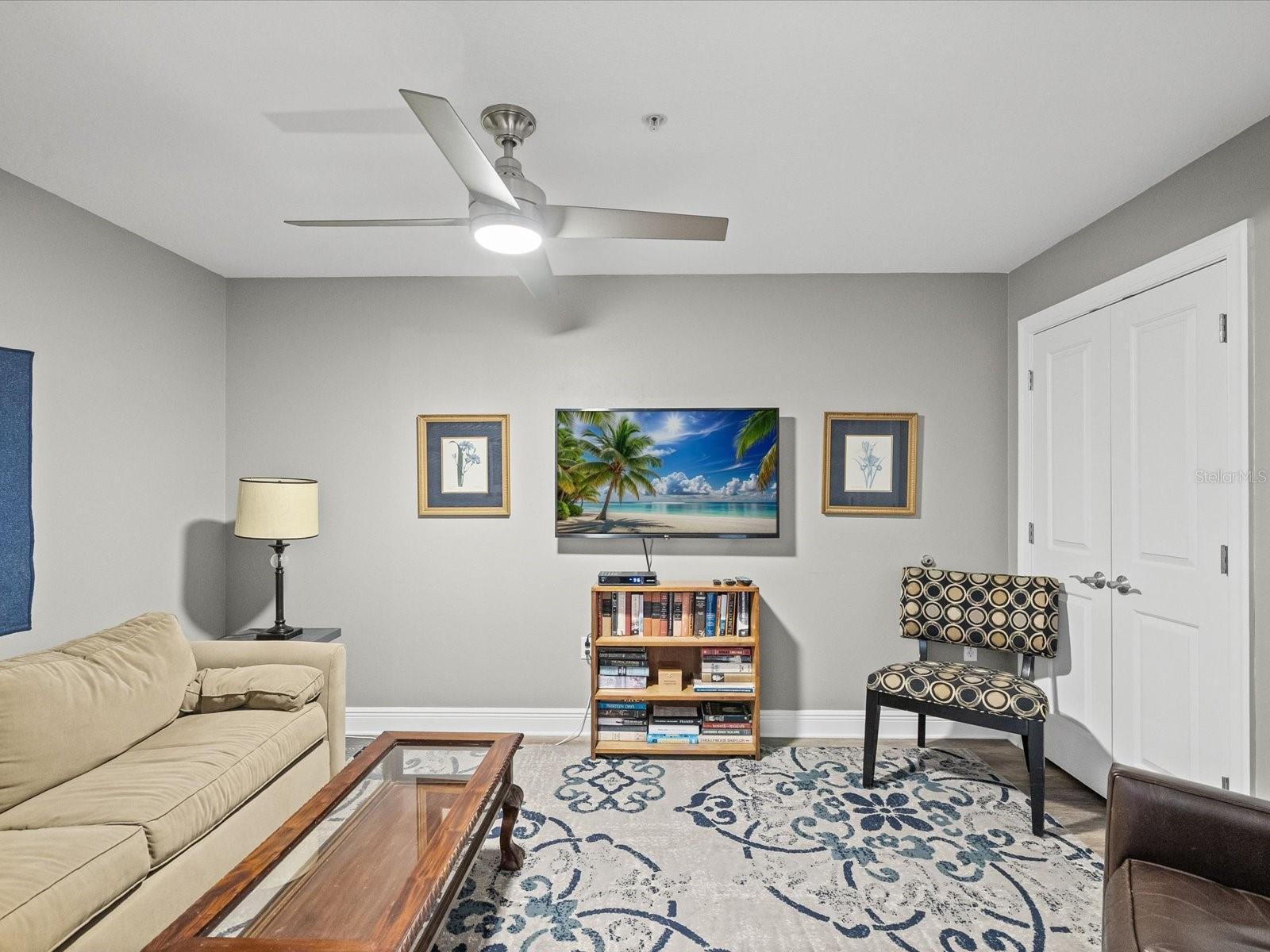 Image 15 of 76 For 628 Cleveland Street 1011