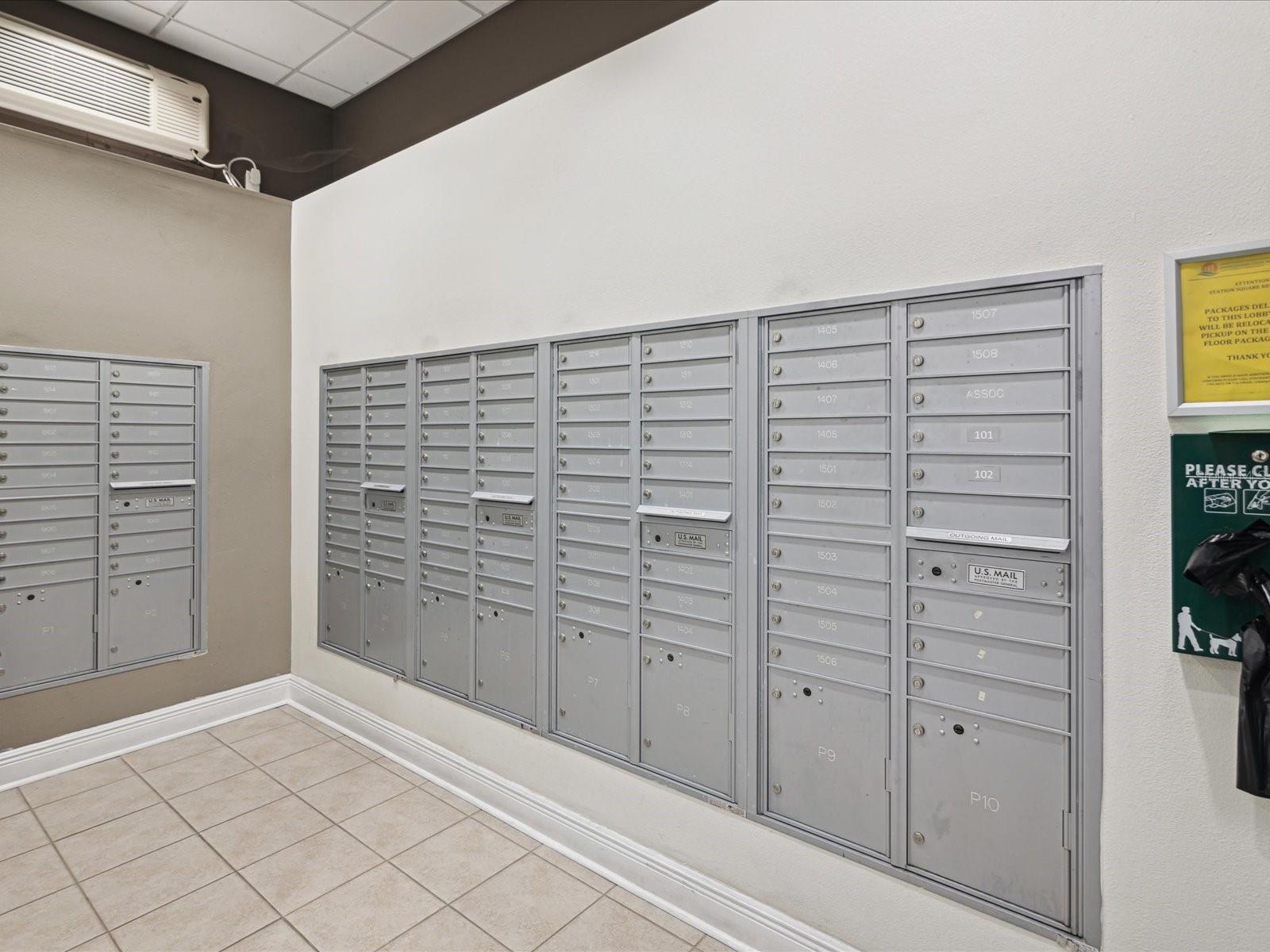 Image 44 of 76 For 628 Cleveland Street 1011