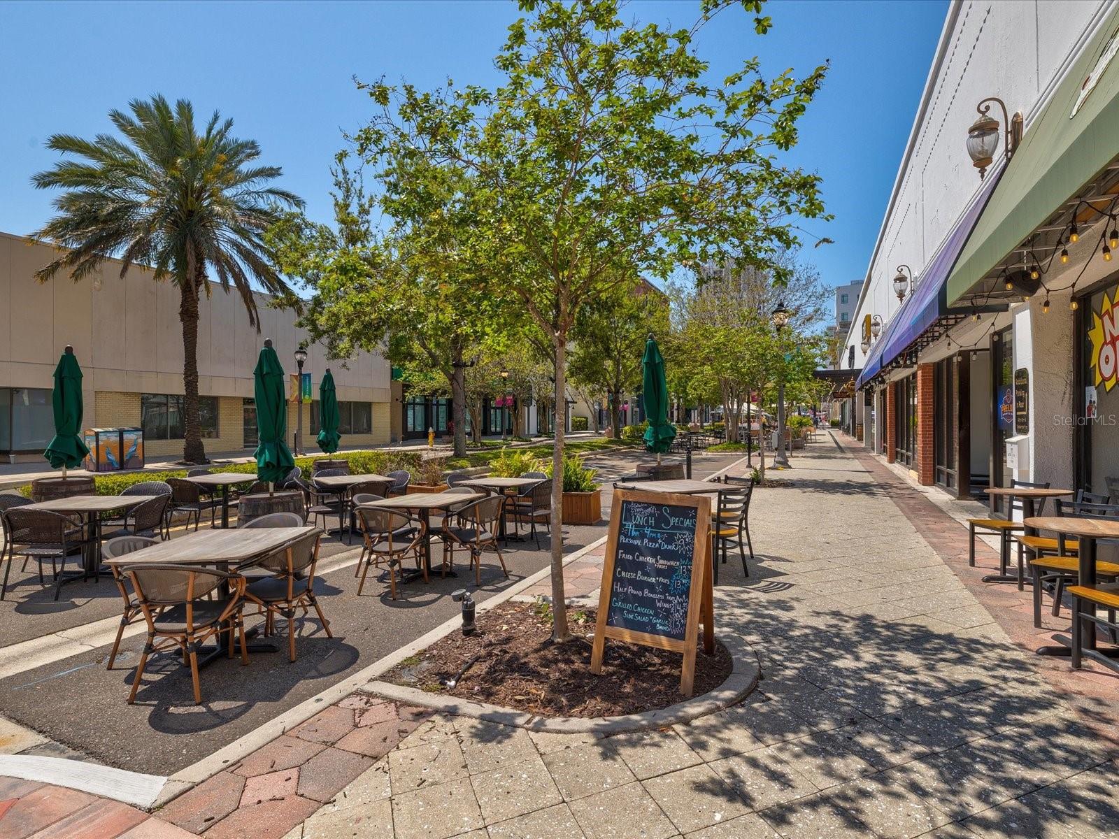 Image 65 of 76 For 628 Cleveland Street 1011