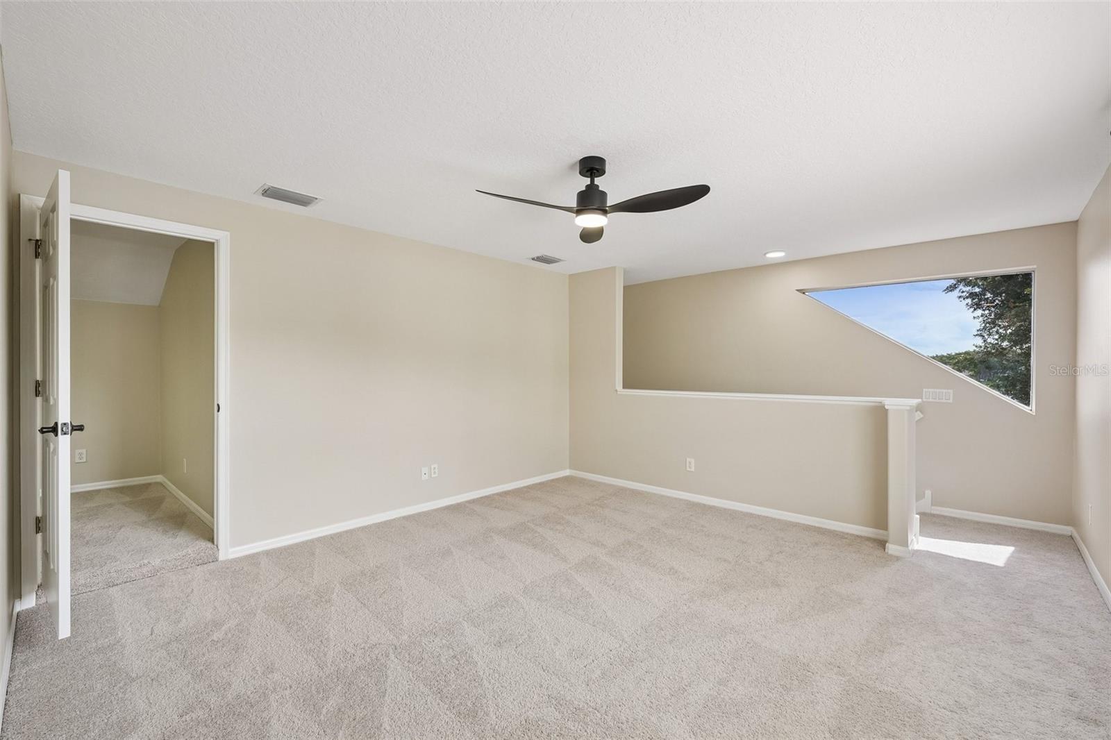 Image 35 of 62 For 19117 Mandarin Grove Place