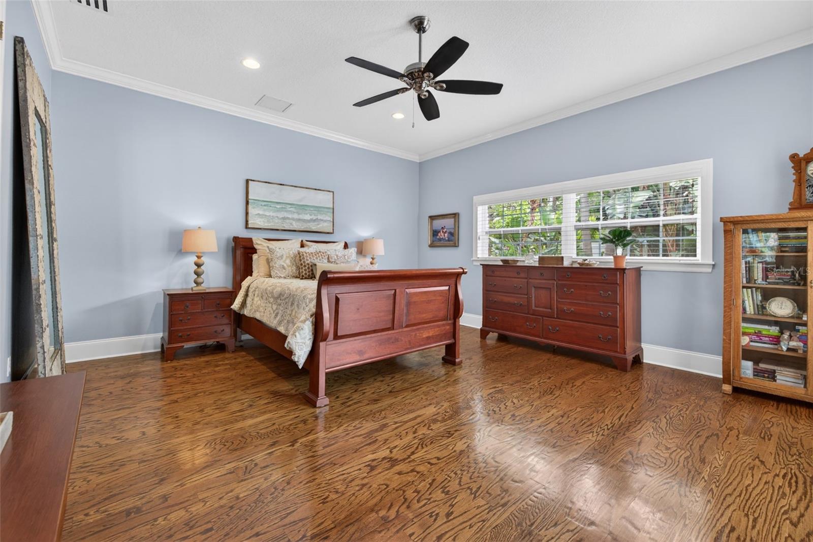 Image 18 of 45 For 445 Park Avenue