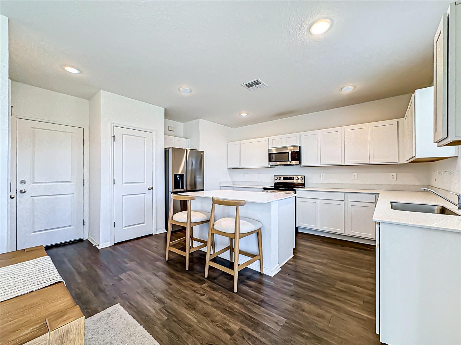 Image 10 of 31 For 13019 Bluff Oak Way