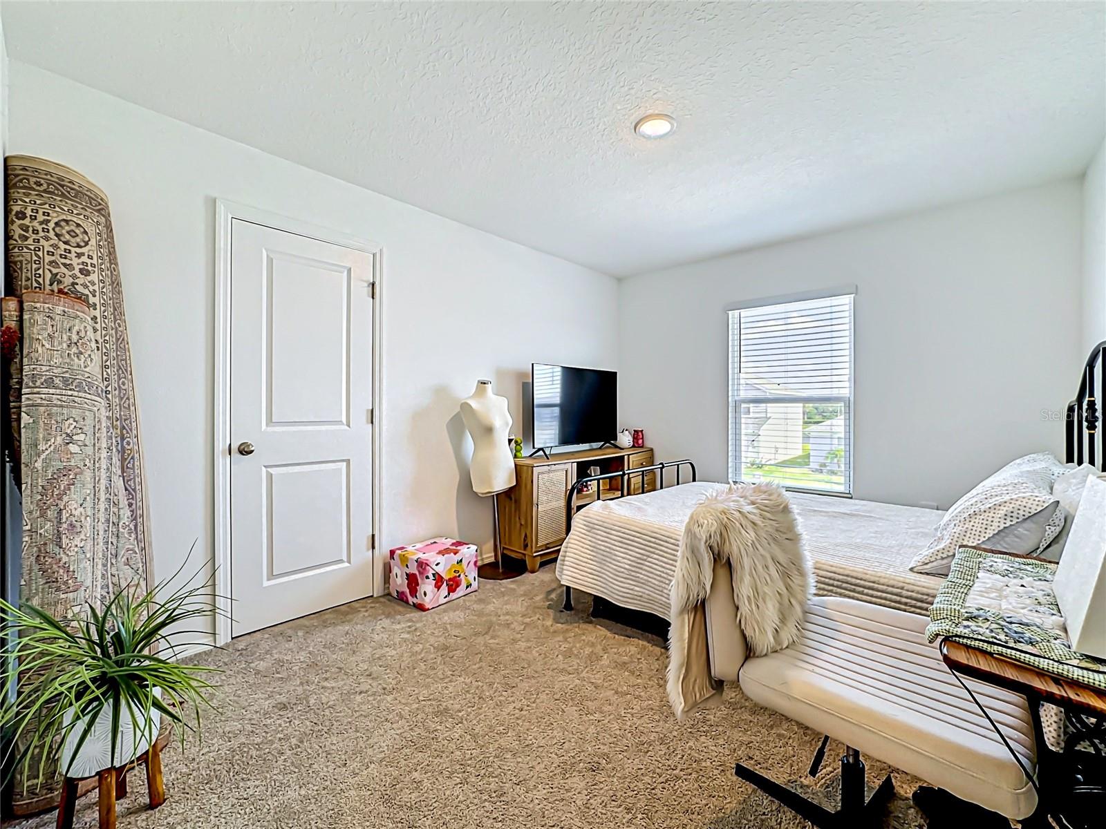 Image 20 of 31 For 13019 Bluff Oak Way