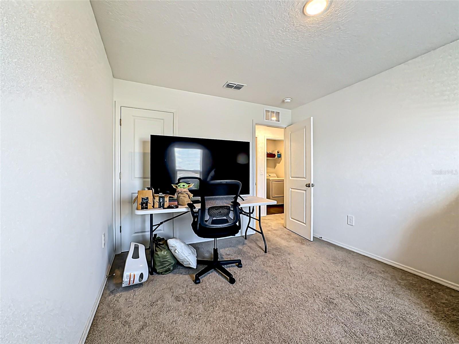 Image 21 of 31 For 13019 Bluff Oak Way