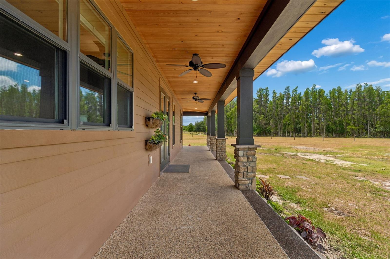 Image 4 of 58 For 41451 Nipper Road