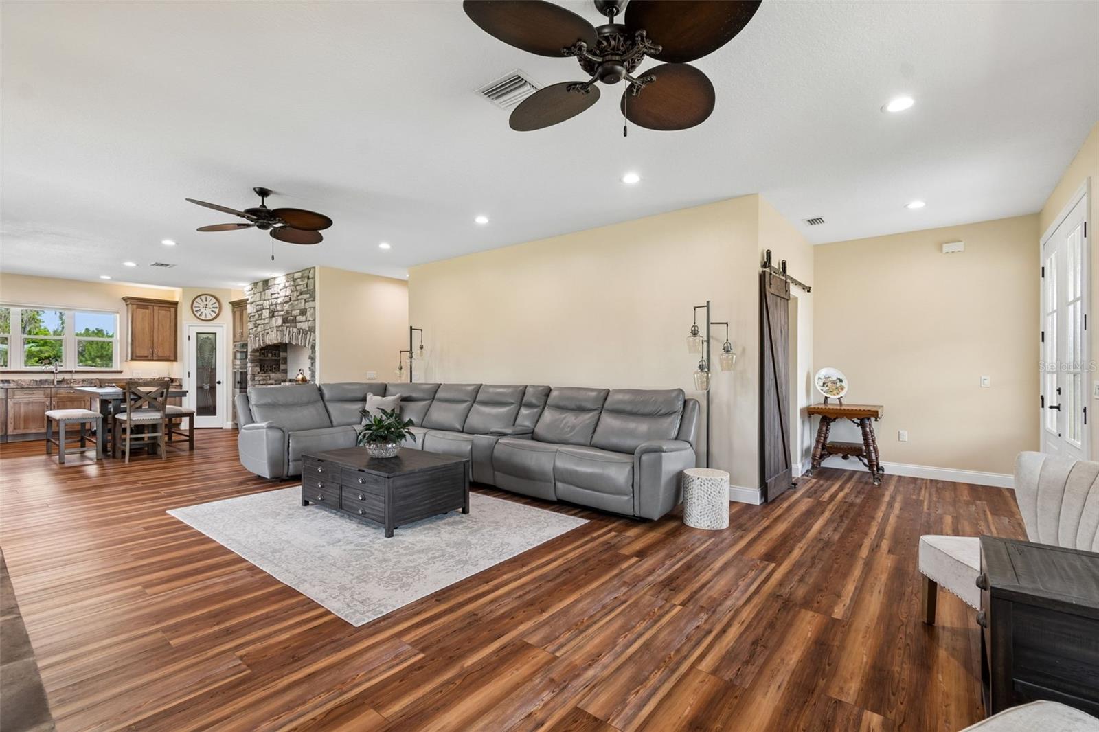 Image 9 of 58 For 41451 Nipper Road