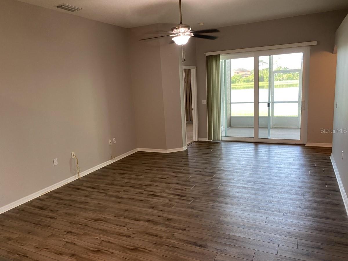Image 12 of 42 For 28826 Raindance Avenue