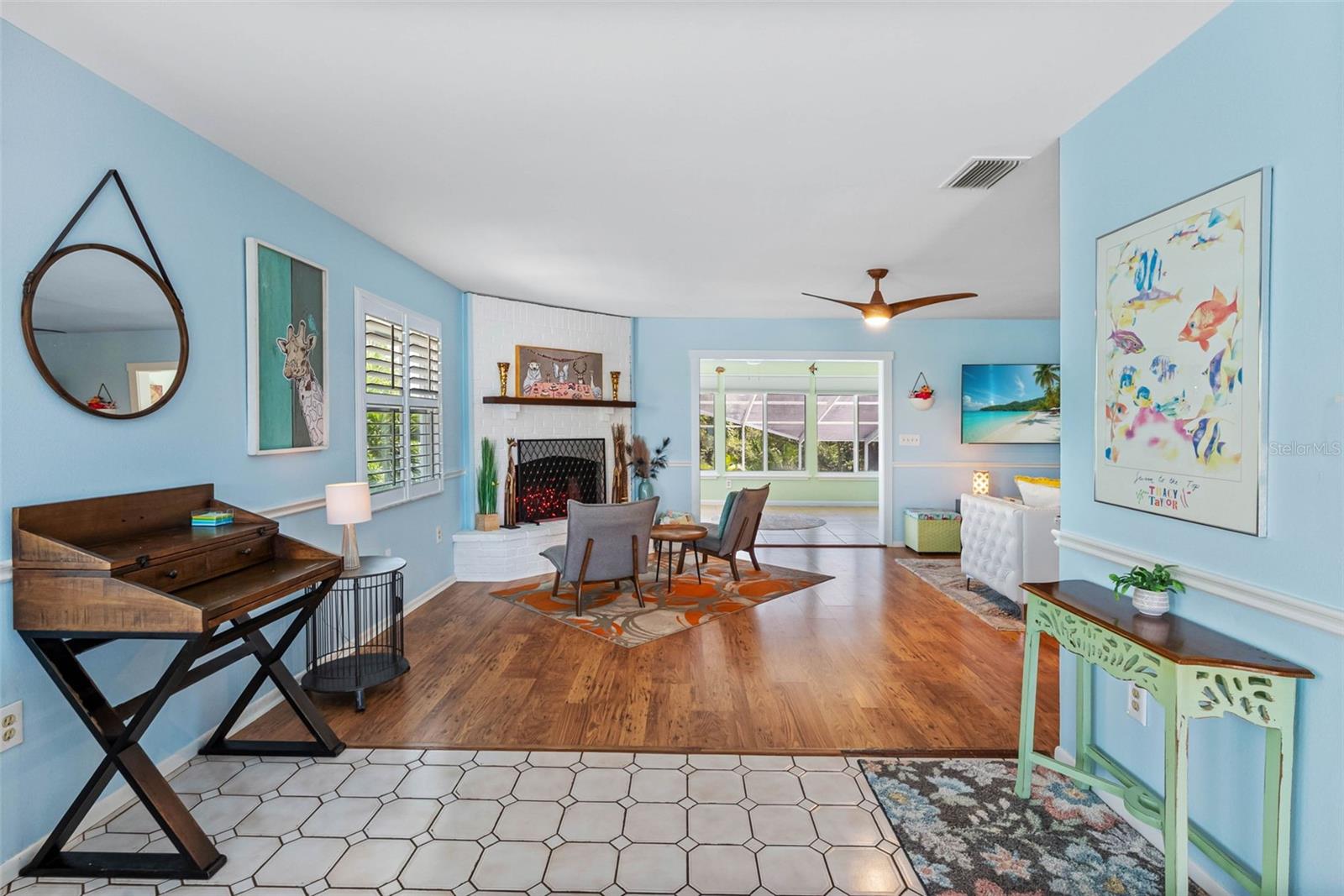 Image 13 of 50 For 417 Poinsettia Road