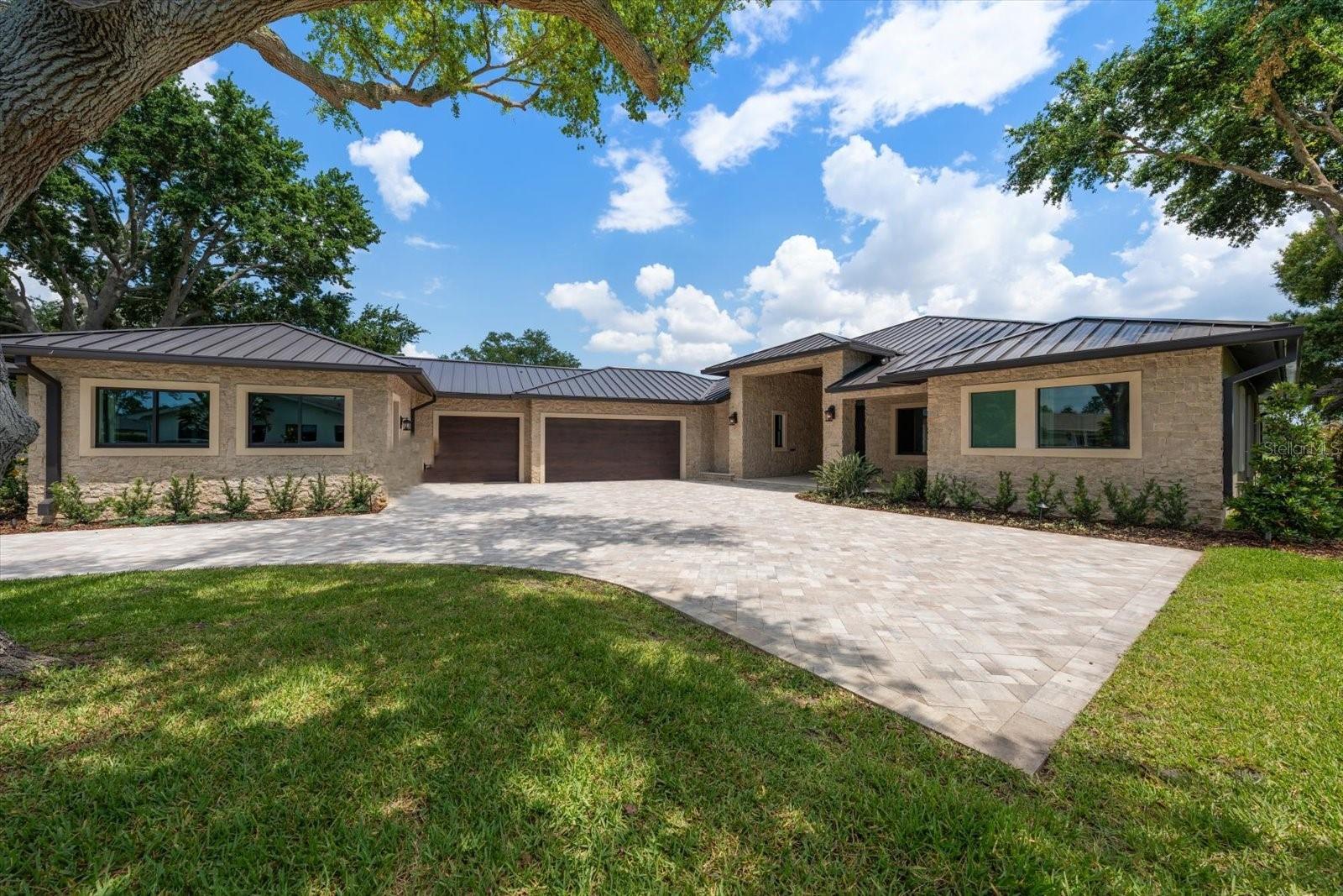 Details for 19 Hibiscus Road, BELLEAIR, FL 33756