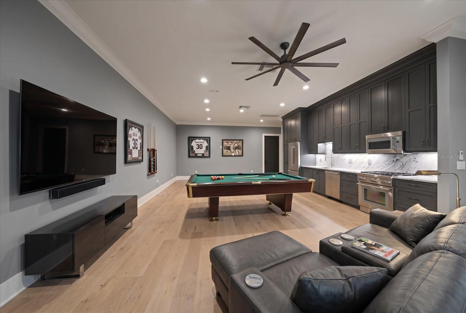 Listing photo id 36 for 19 Hibiscus Road