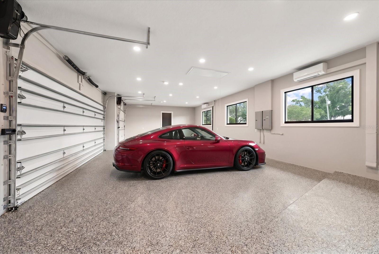 Listing photo id 40 for 19 Hibiscus Road