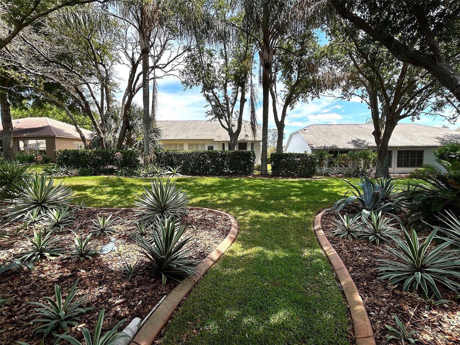 Image 31 of 44 For 18530 Water Lily Lane