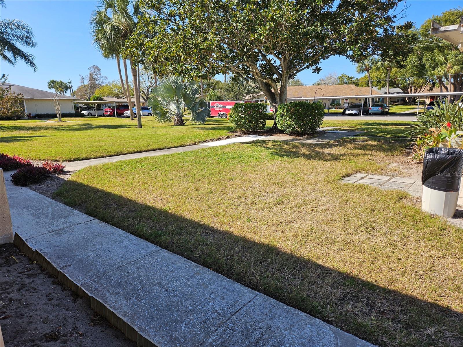 Image 2 of 47 For 1907 Canterbury Lane 2