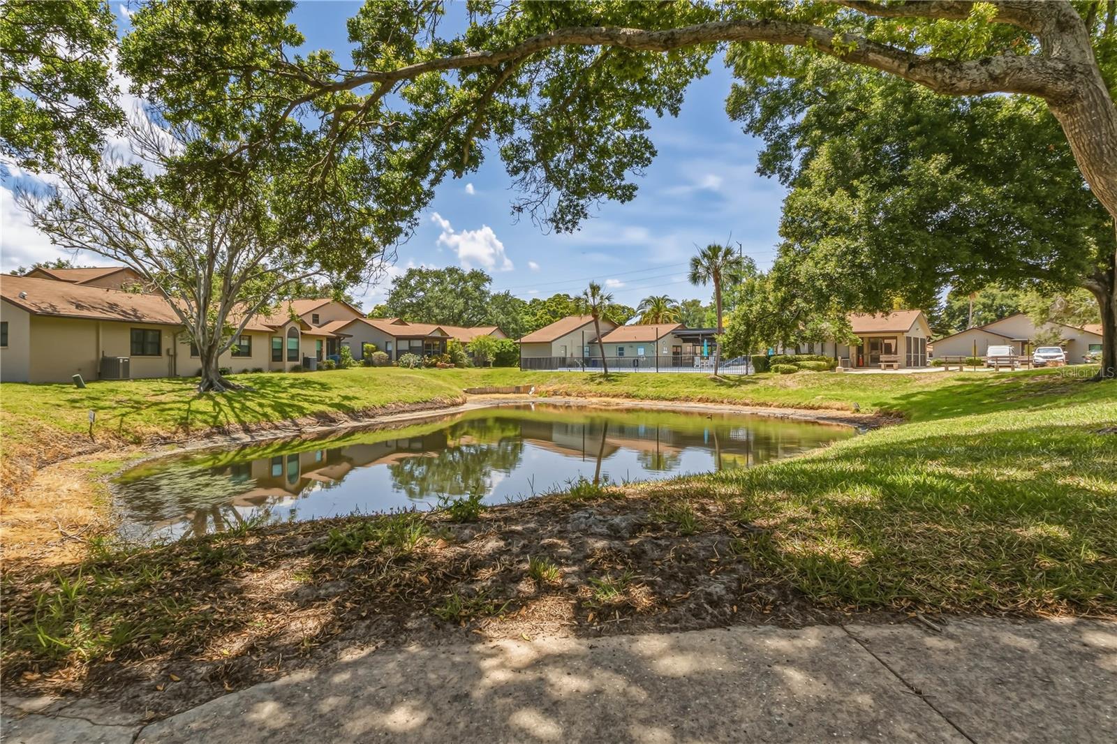 Image 39 of 51 For 1696 Nash Court