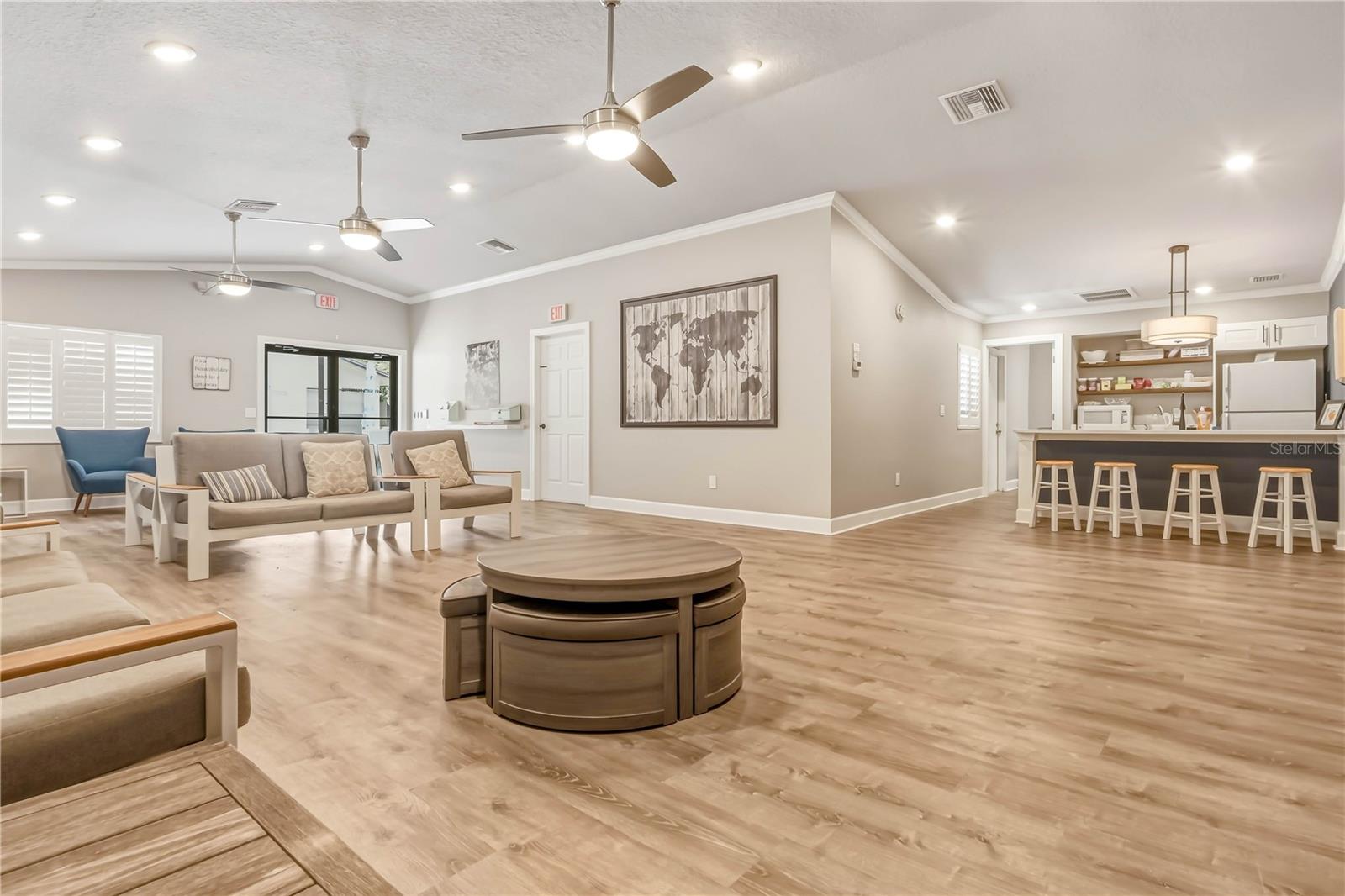 Image 43 of 51 For 1696 Nash Court