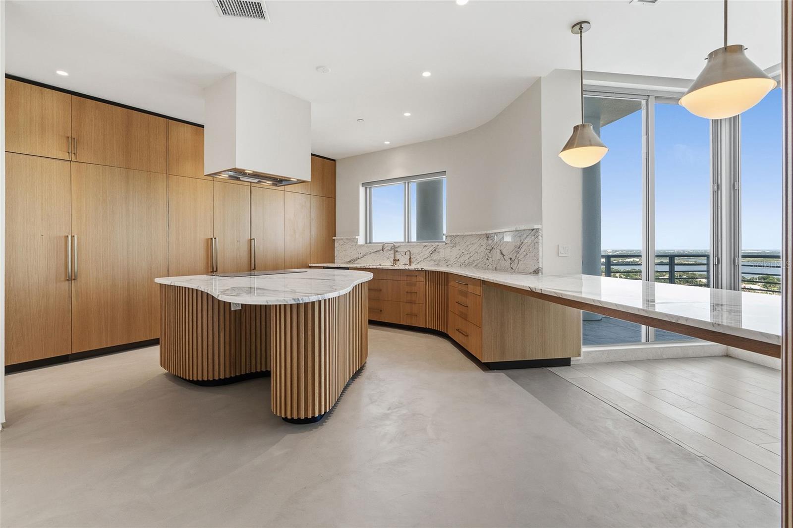 Image 18 of 77 For 1209 Cumberland Avenue 2902