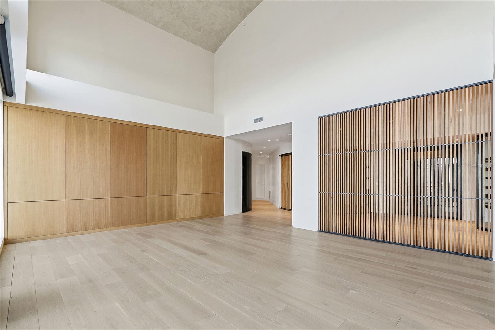 Image 3 of 77 For 1209 Cumberland Avenue 2902