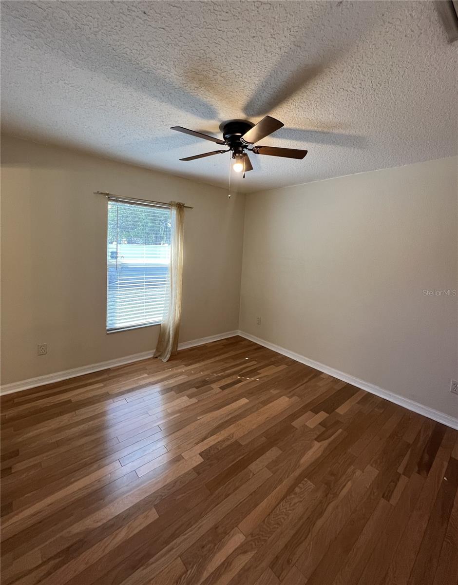 Image 11 of 22 For 6807 Kingston Drive