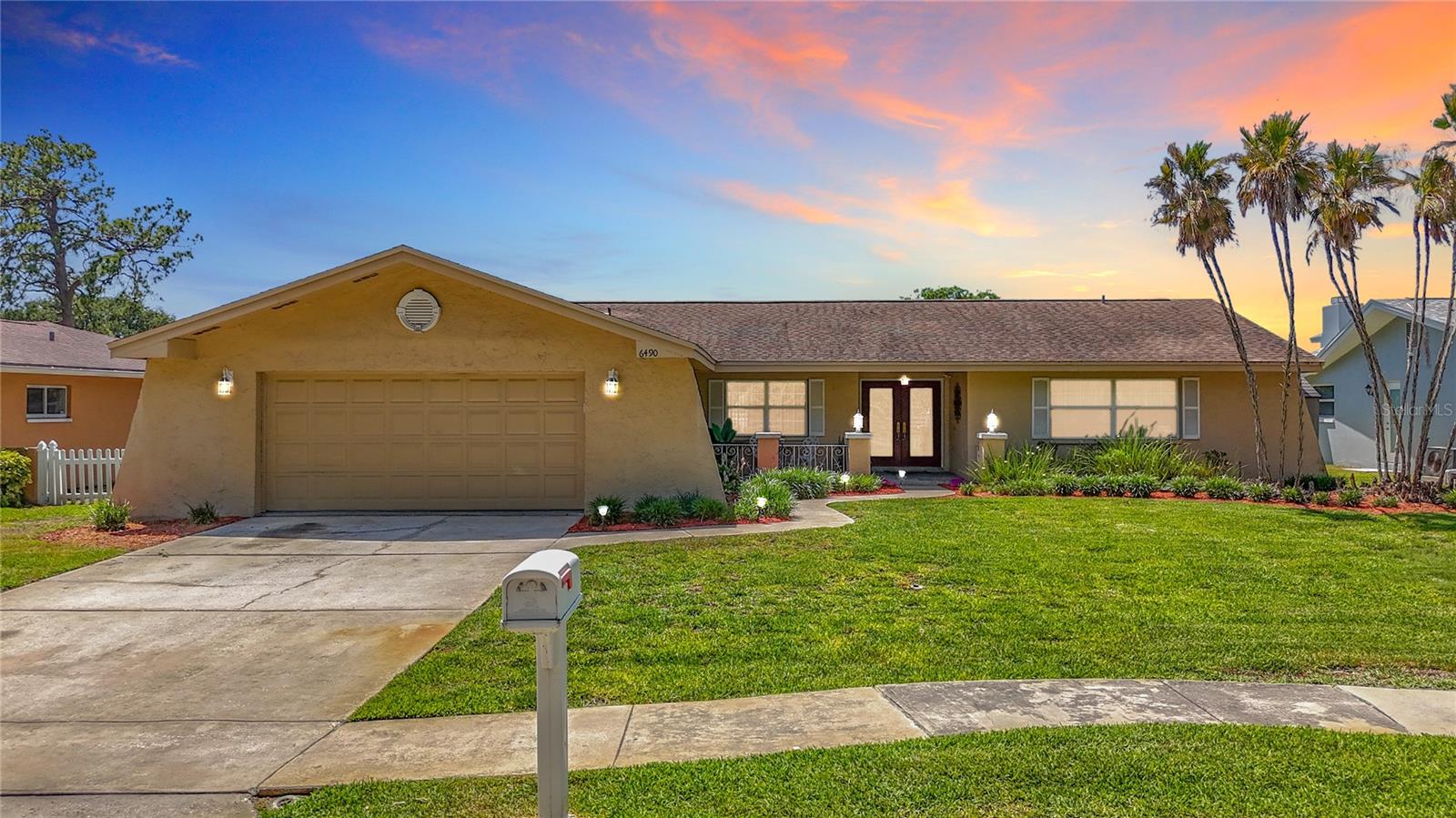Details for 6490 Burning Tree Drive, SEMINOLE, FL 33777