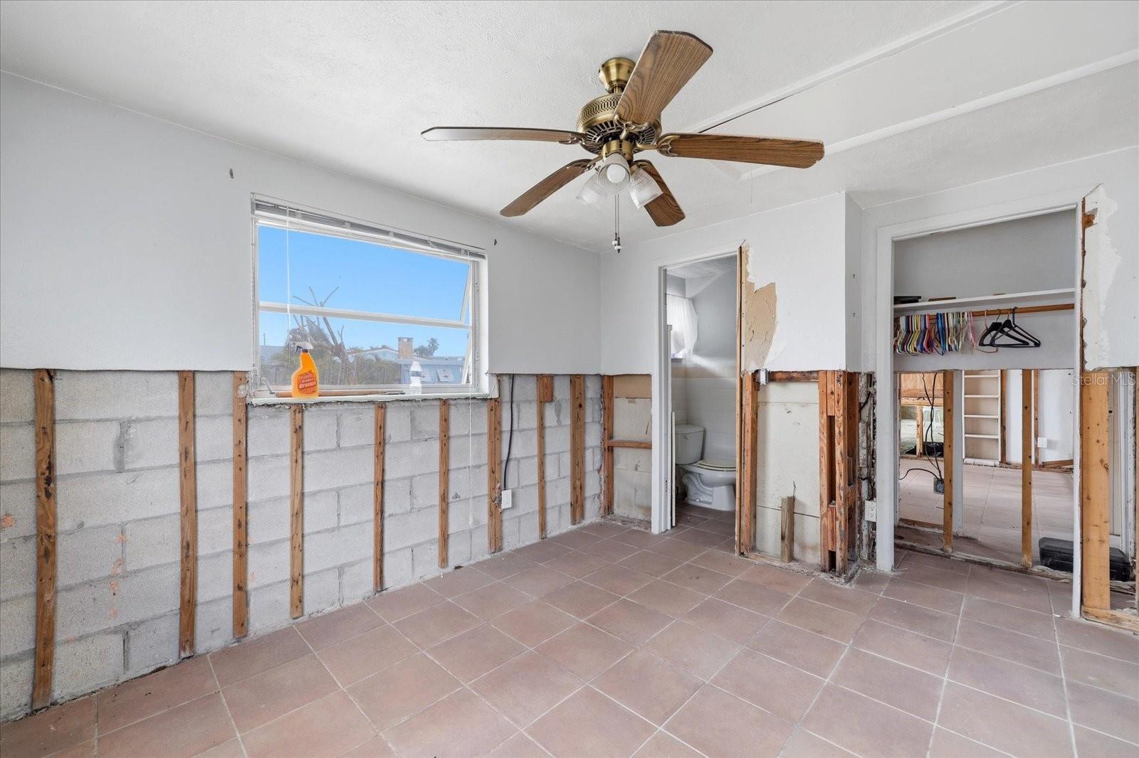 Image 14 of 30 For 510 Marlyn Way
