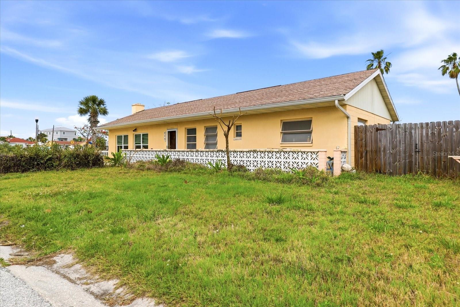 Image 3 of 30 For 510 Marlyn Way