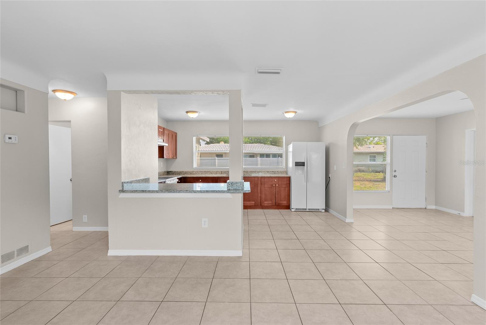 Image 10 of 30 For 5650 47th Avenue N