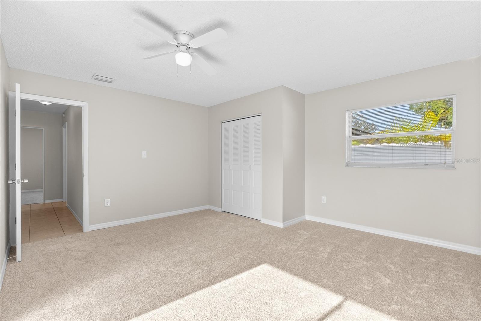 Image 22 of 30 For 5650 47th Avenue N