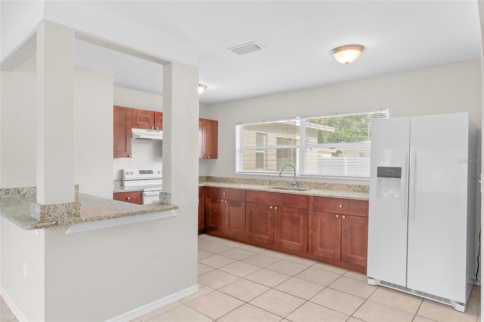 Image 7 of 30 For 5650 47th Avenue N