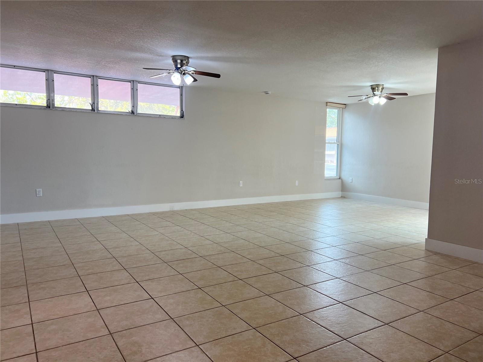 Image 12 of 56 For 632 Edgewater Drive 139