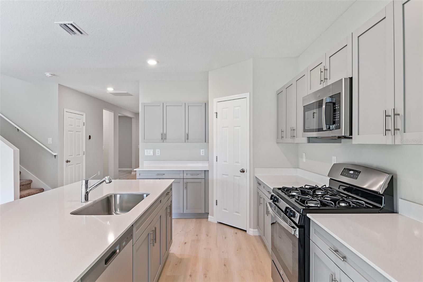 Image 12 of 31 For 34993 Arbor Retreat Drive