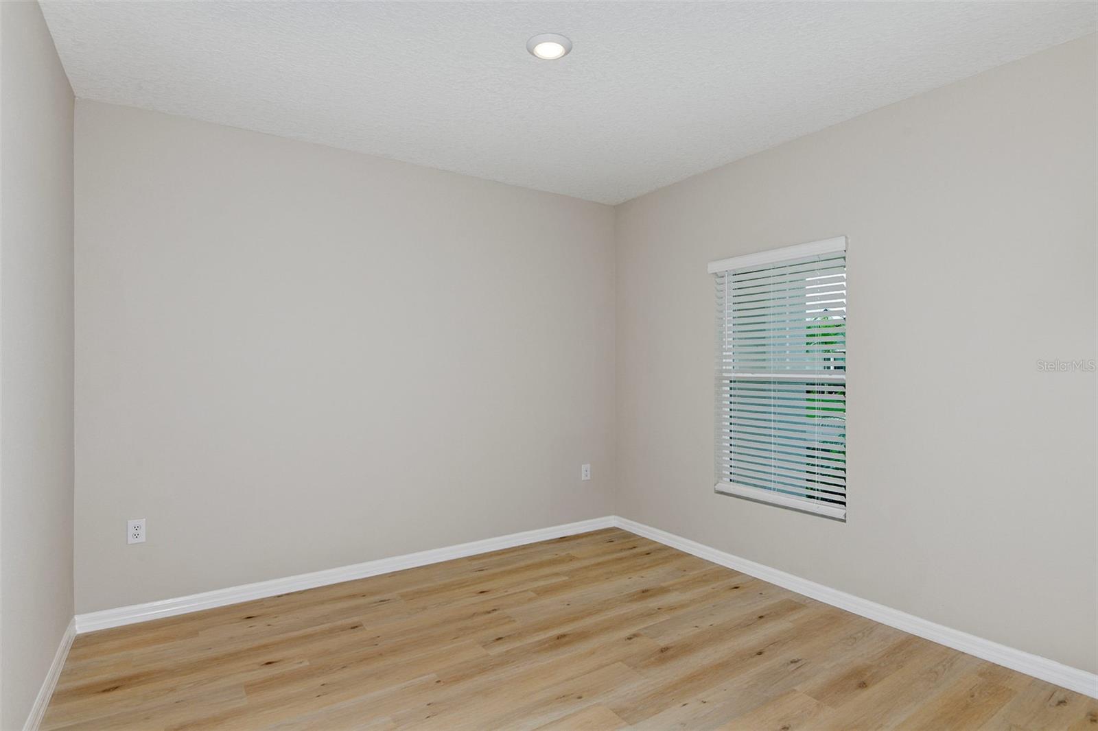 Image 17 of 31 For 34993 Arbor Retreat Drive