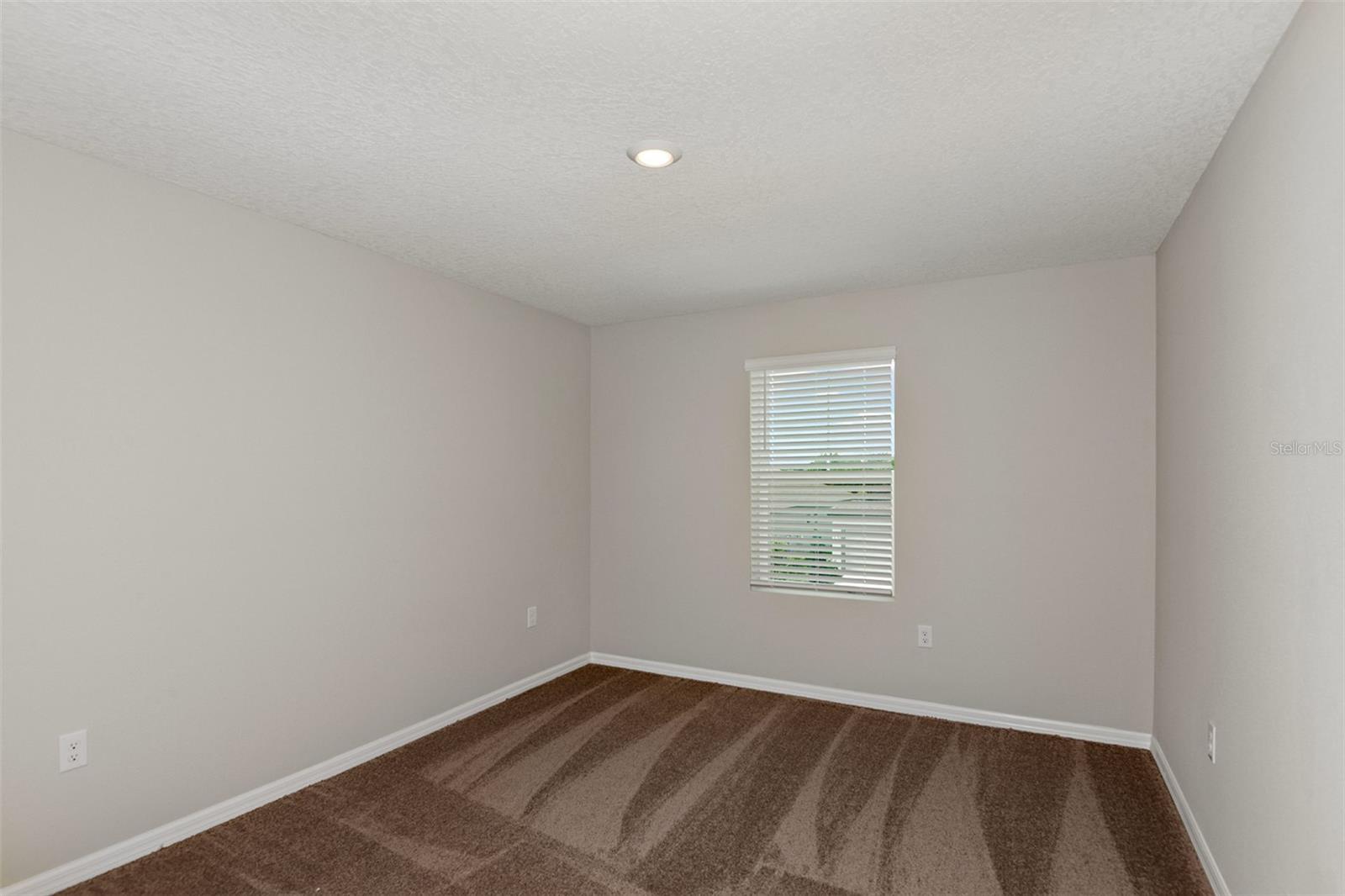 Image 18 of 31 For 34993 Arbor Retreat Drive