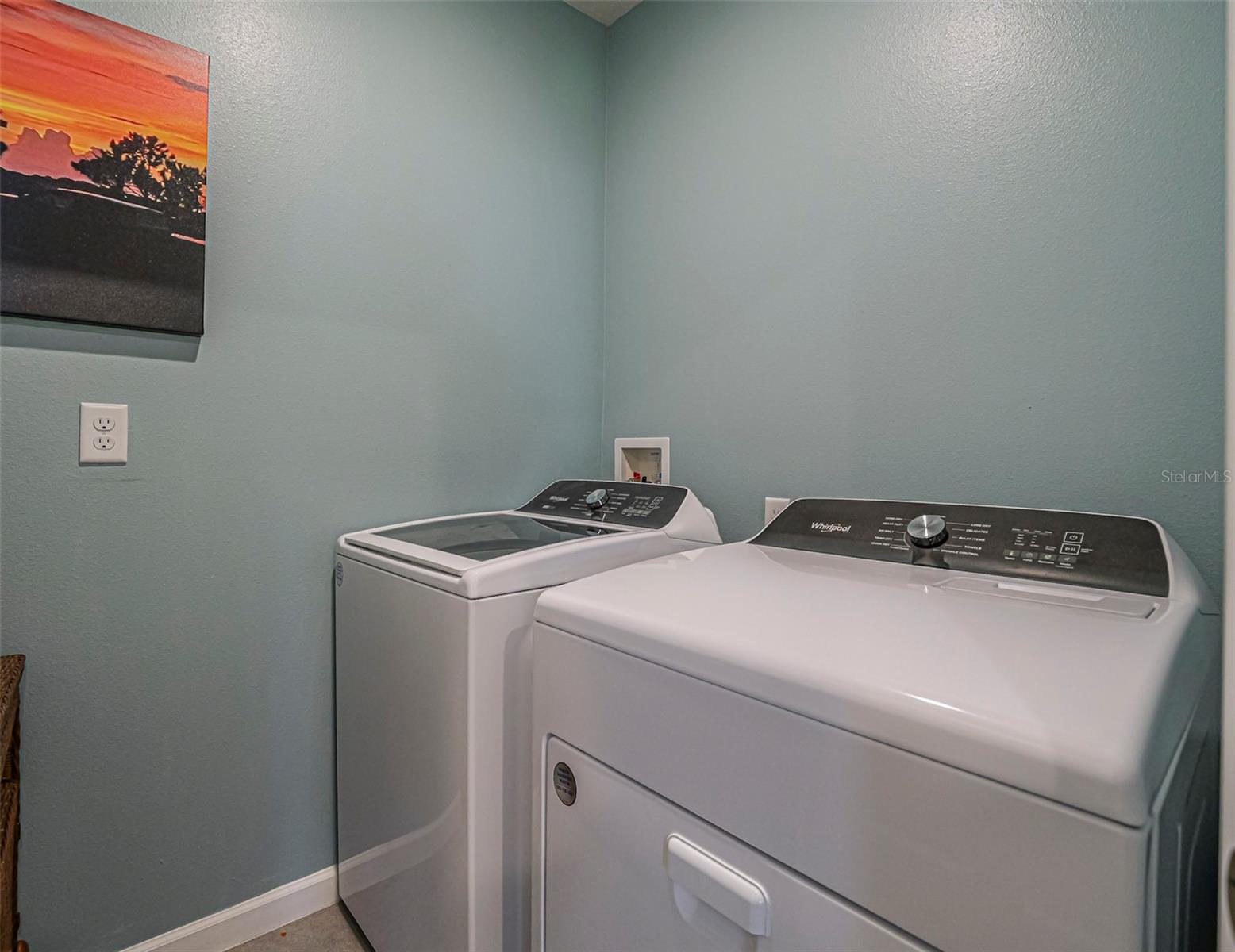 Listing photo id 27 for 6455 Topaz Drive