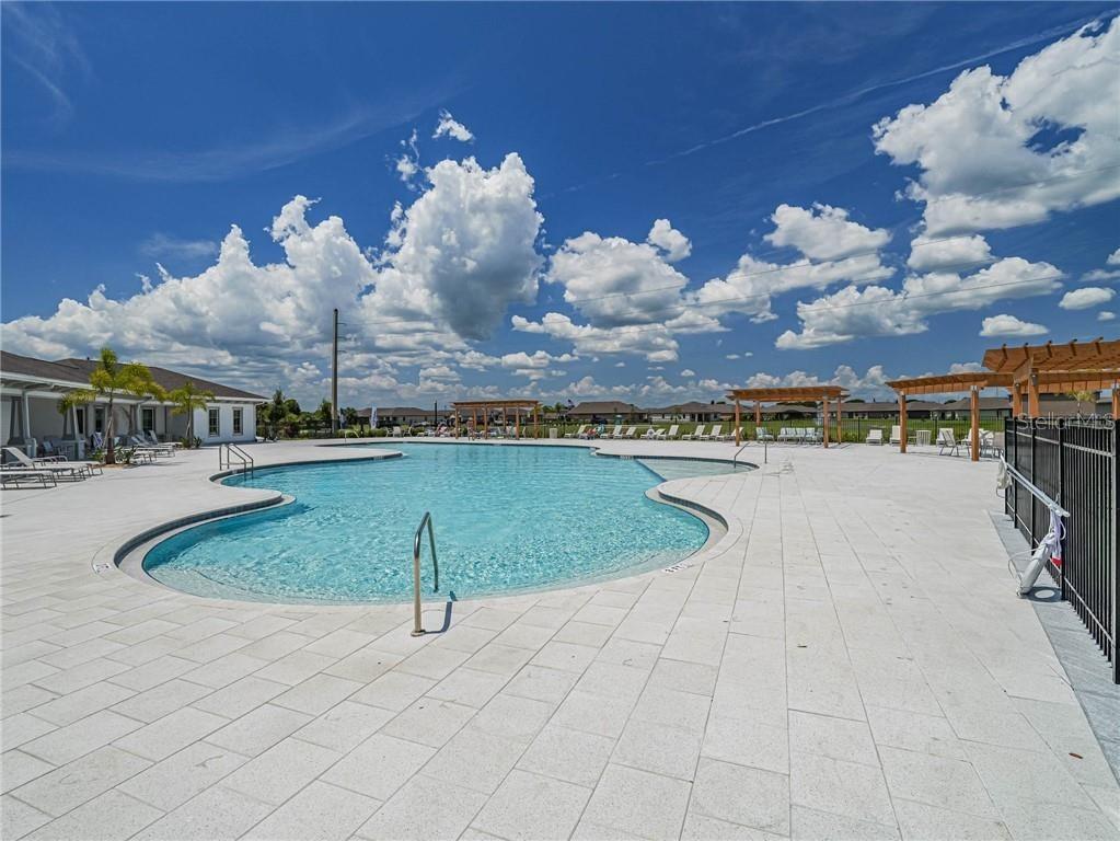 Listing photo id 36 for 6455 Topaz Drive