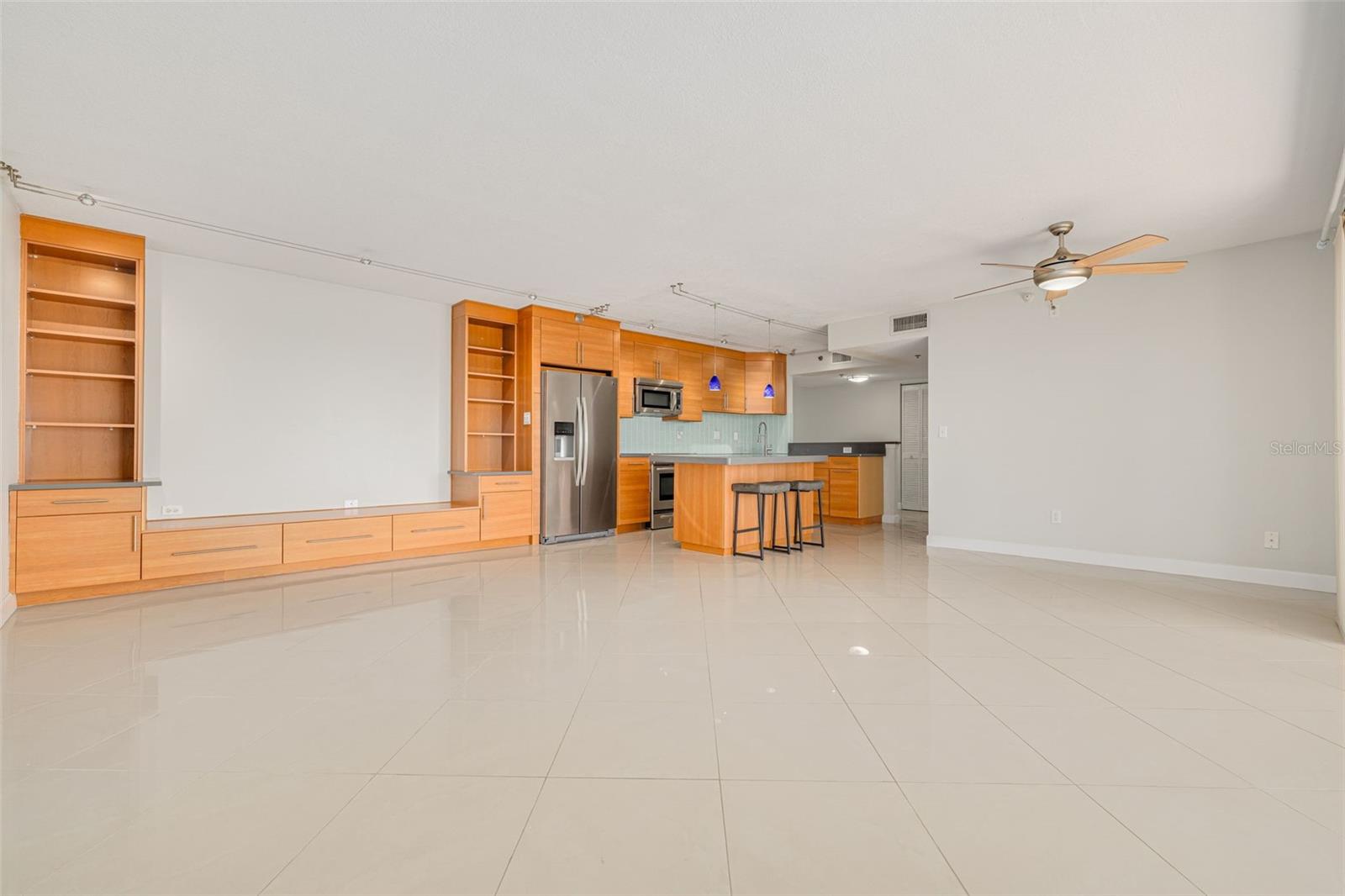 Image 11 of 36 For 7432 Sunshine Skyway Lane S 704