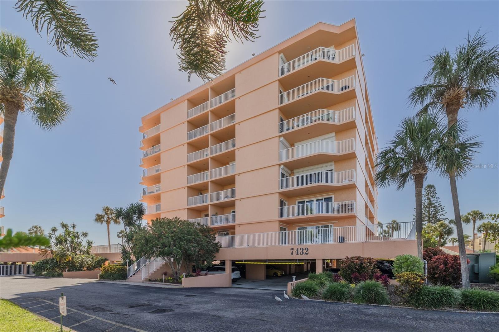 Image 2 of 36 For 7432 Sunshine Skyway Lane S 704