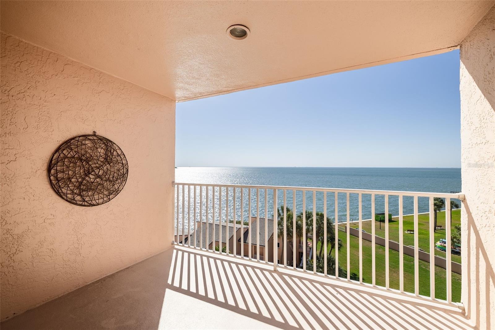 Image 20 of 36 For 7432 Sunshine Skyway Lane S 704
