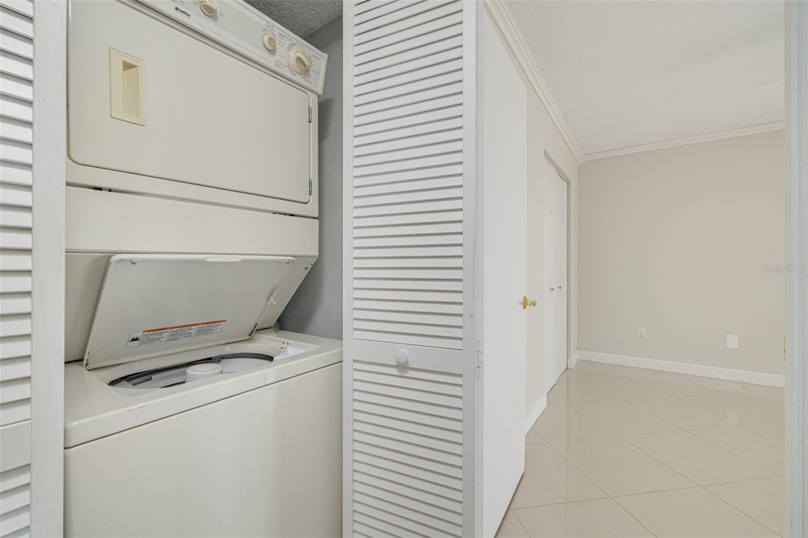 Image 22 of 36 For 7432 Sunshine Skyway Lane S 704