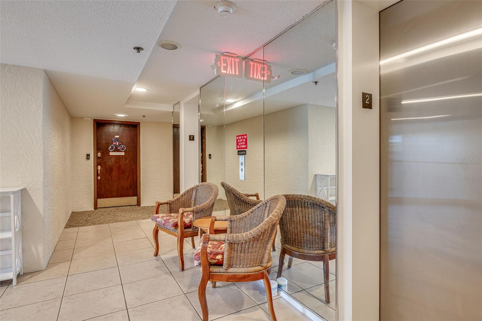 Image 27 of 36 For 7432 Sunshine Skyway Lane S 704