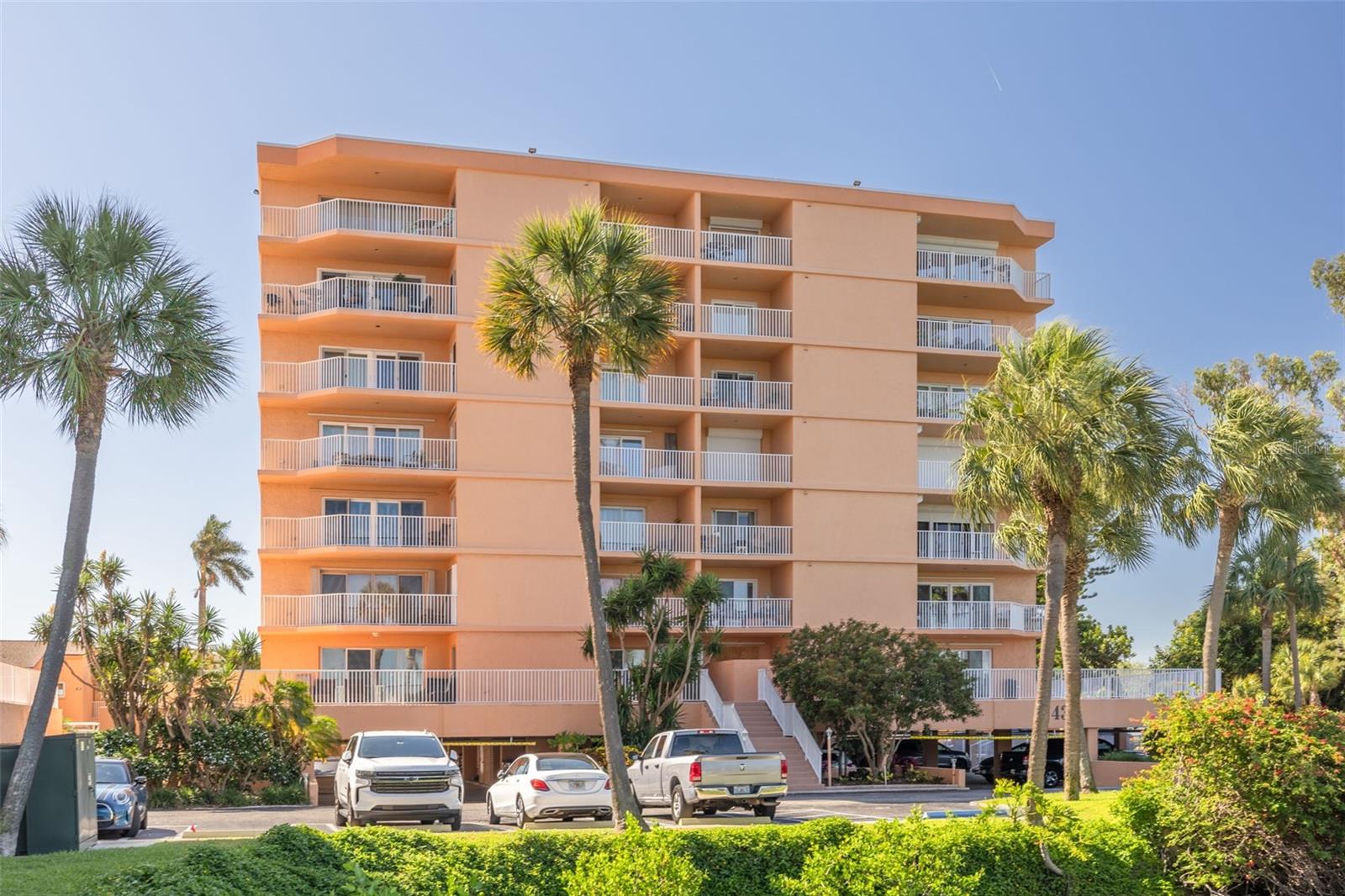 Image 33 of 36 For 7432 Sunshine Skyway Lane S 704