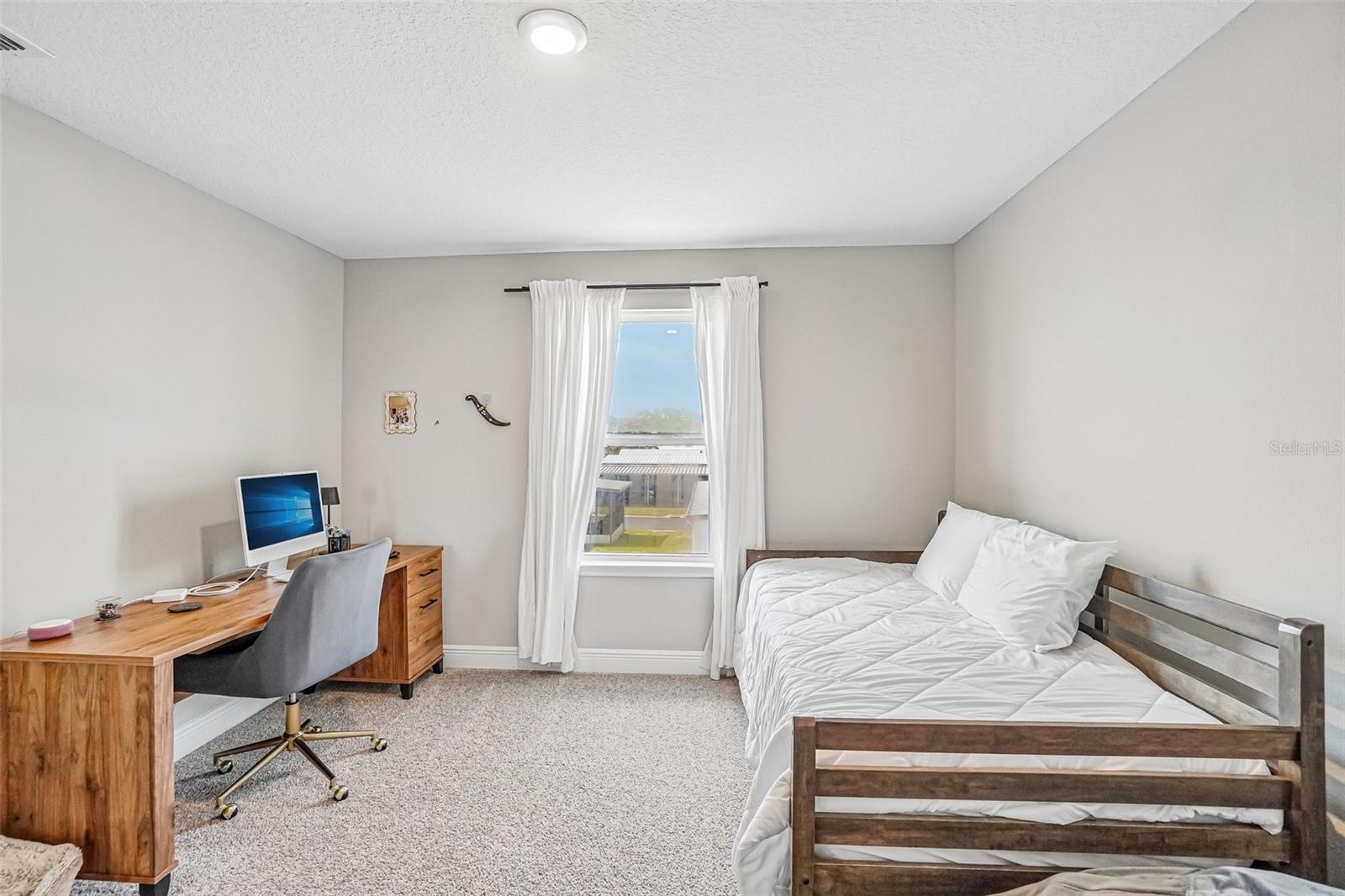 Image 18 of 29 For 5282 Neil Drive