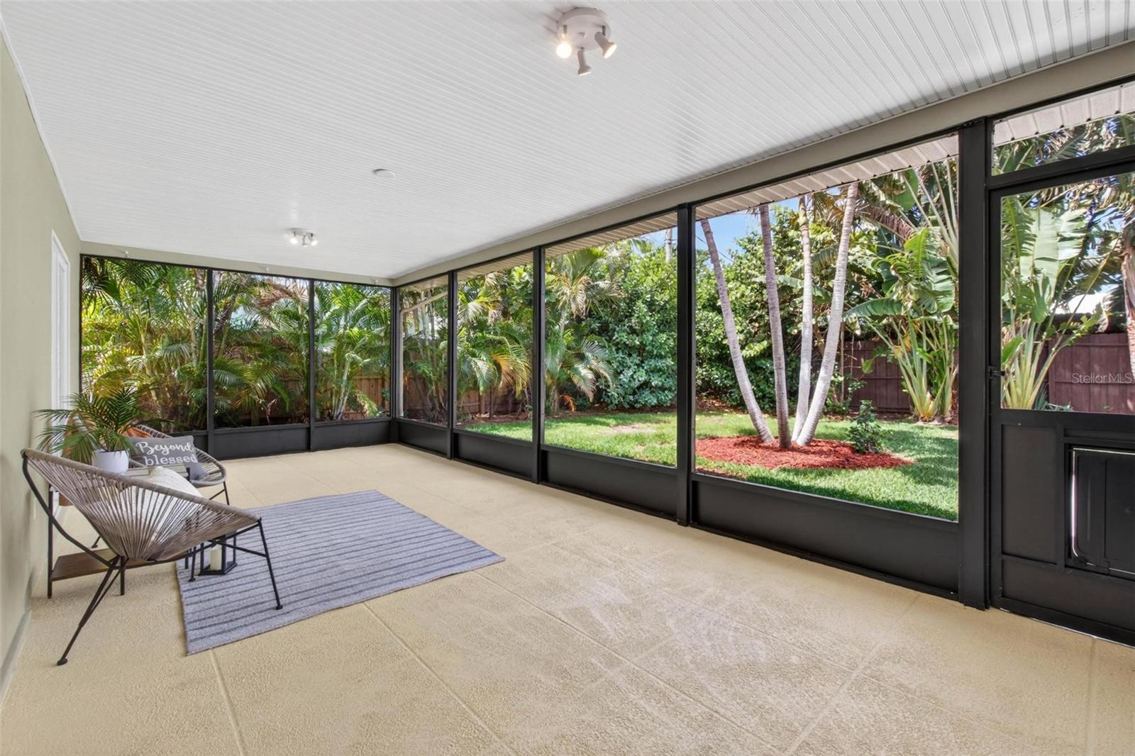Image 20 of 38 For 10444 Majestic Drive