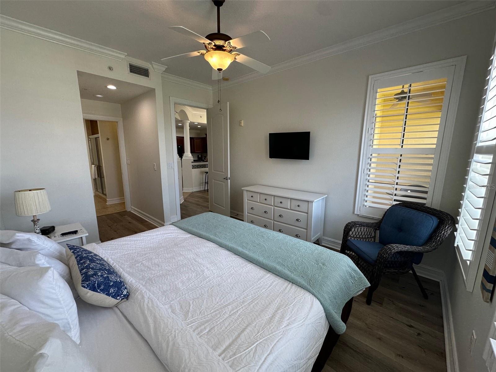 Image 11 of 73 For 13941 Clubhouse Dr  315