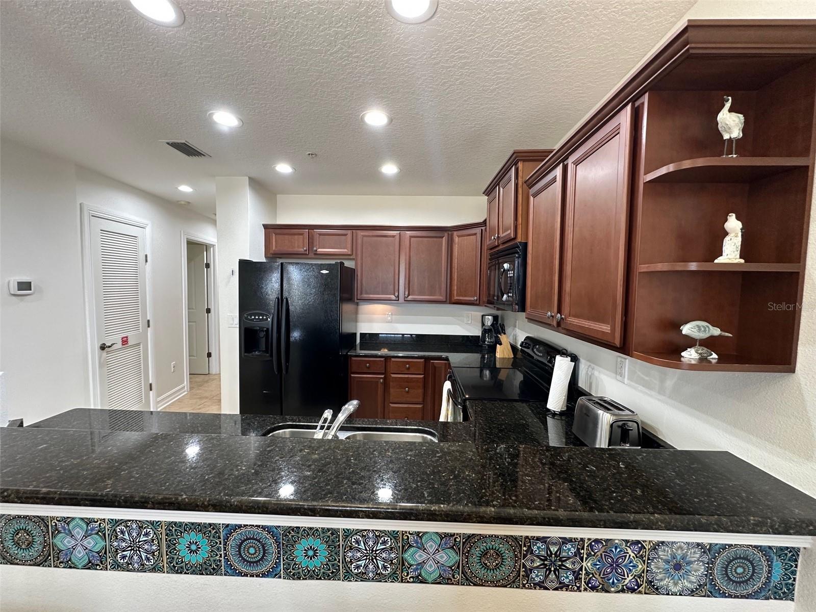 Image 18 of 73 For 13941 Clubhouse Dr  315