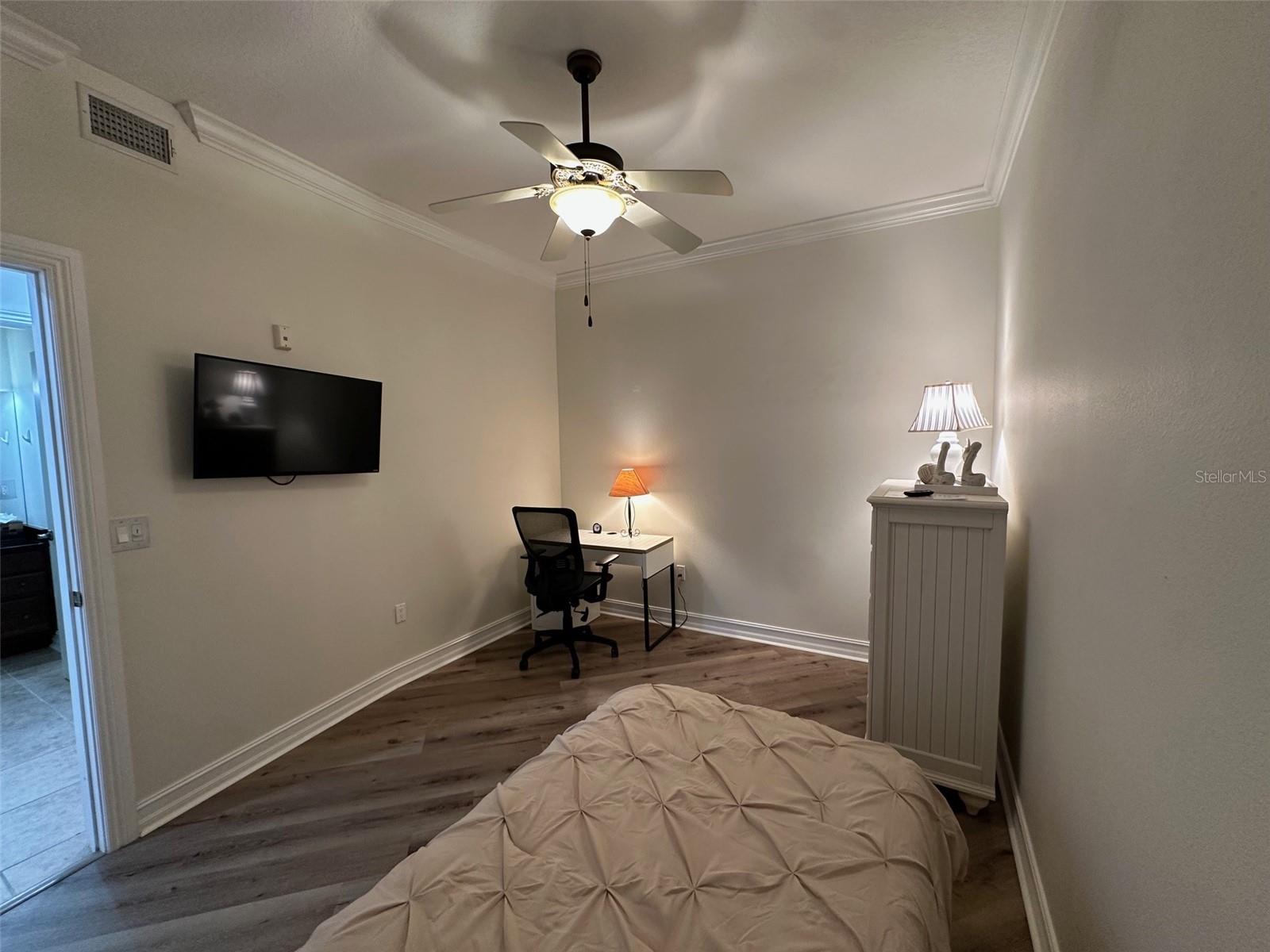 Image 20 of 73 For 13941 Clubhouse Dr  315