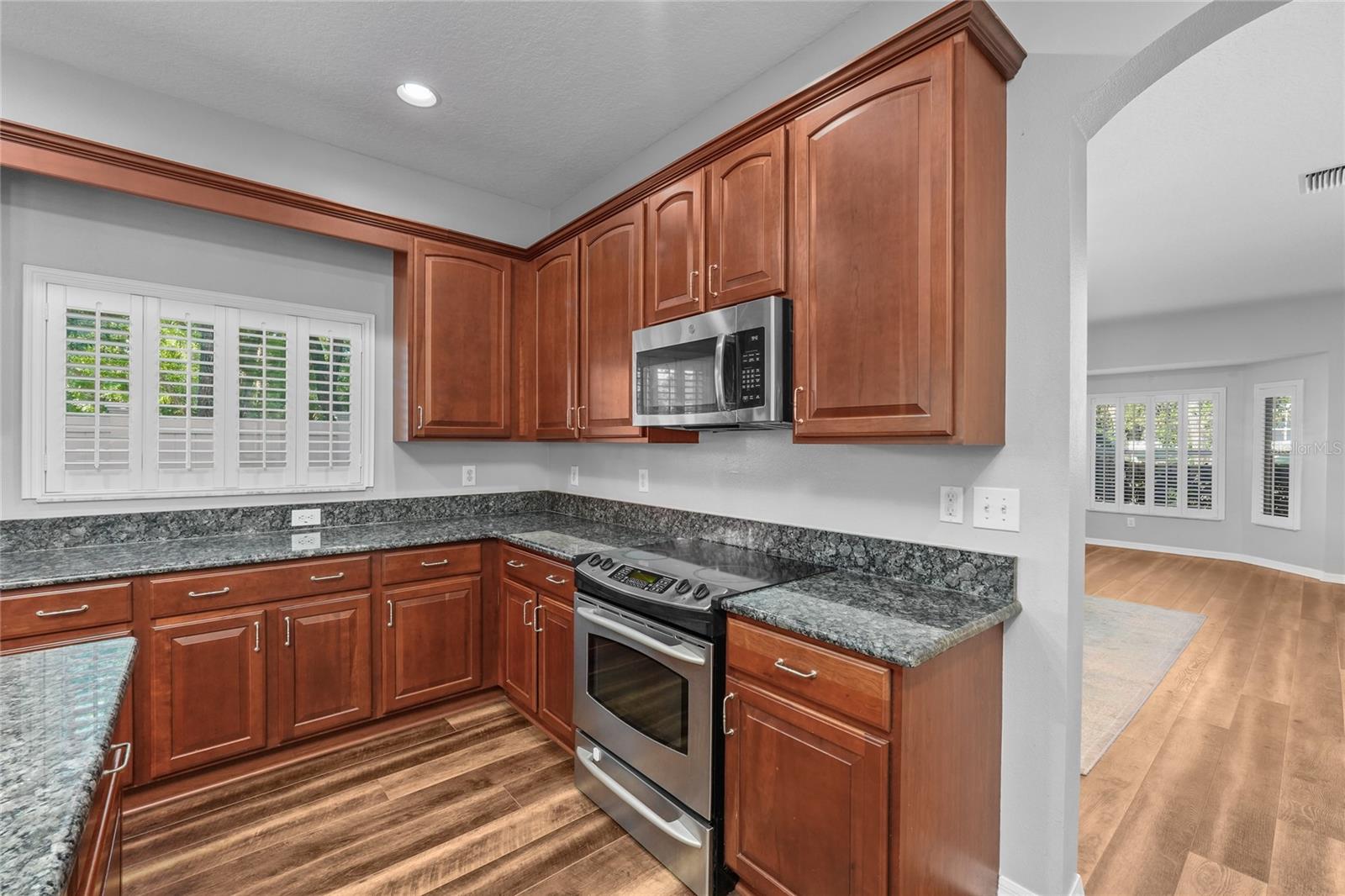 Image 20 of 54 For 15501 Kingsmill Place